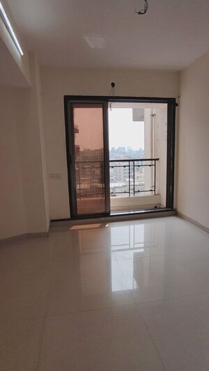 2 BHK Apartment For Rent in Amber Spaces, Thakurli