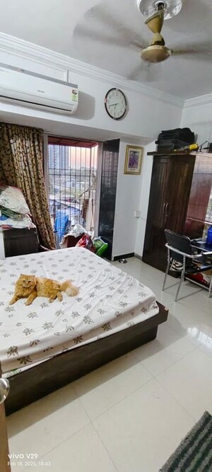 Bedroom in 2 BHK Apartment at Kabra Paradise, Andheri West – for Rent