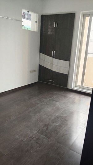 Room in 2 BHK Apartment at Aditya World City, Shahpur Bamheta – for Sale
