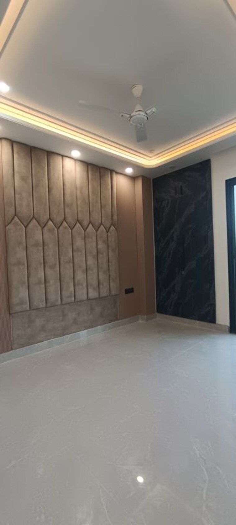 Room, bptp-district-3 3 Bedroom 180 Sq.Yd. Builder Floor In Sector 85 Faridabad 10784813