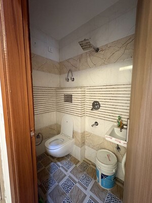 Washroom in 3 BHK Builder Floor at Raj Nagar – for Rent