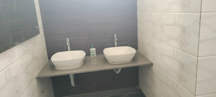 Bathroom, sector 65 Commercial Office Space in IT/SEZ 16000 Sq.Ft. In Sector 65 Noida 10784800