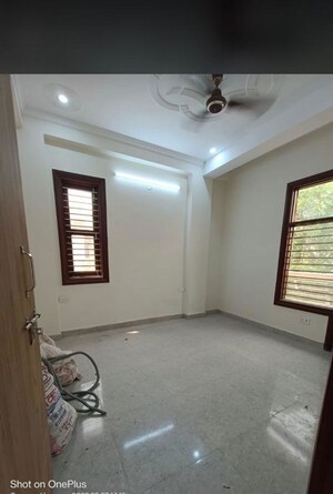 Room in 2.5 BHK Apartment at M3M Marina, Sector 68 – for Sale