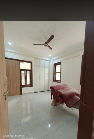 Room in 2.5 BHK Apartment at M3M Marina, Sector 68 – for Sale