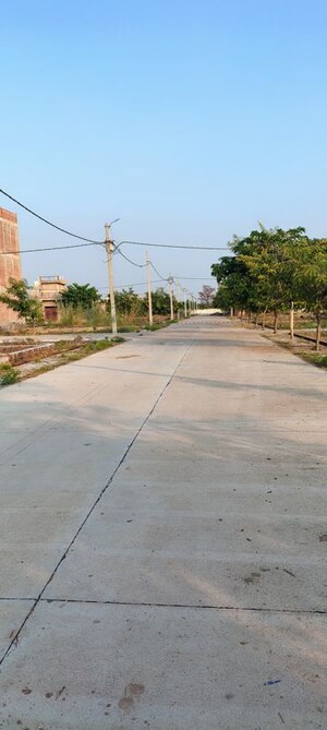  Plot – Exterior View View at Galla Mandi - for Sale