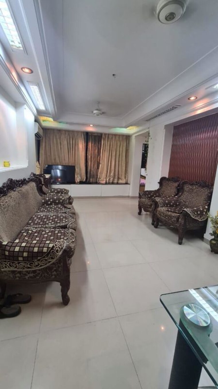 Team Area, ratnakar-apartment-mumbai 2 Bedroom 450 Sq.Ft. Apartment In Andheri West Mumbai 10784870