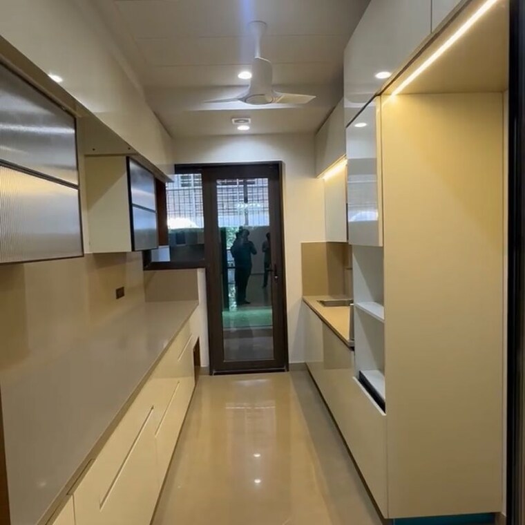 Kitchen, uppal-southend 4 Bedroom 3400 Sq.Ft. Builder Floor In Sector 49 Gurgaon 10784879
