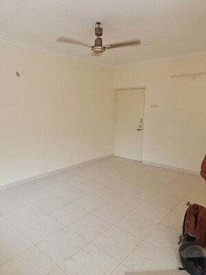 Room in 3 BHK Apartment at Radhai Nagari Apartments, Pimple Saudagar – for Rent