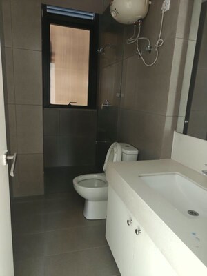 Bathroom in 4 BHK Apartment at Ireo Skyon, Sector 60 – for Rent