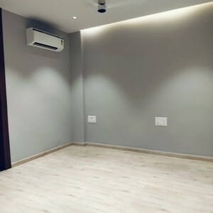 Room in 3 BHK Apartment at Birla Navya, Sector 63a – for Rent