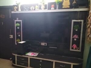 Furnished Amenities in 3 BHK Apartment at Morabadi – for Rent