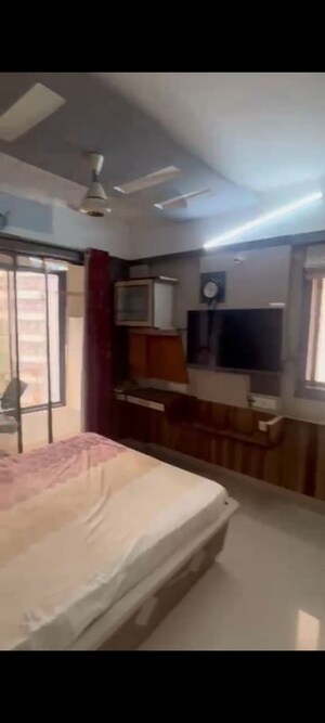 Bedroom in 3 BHK Apartment at VM Pancharatna Complex, Bhayandar West – for Rent