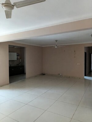 4 BHK Apartment For Rent in Nagla