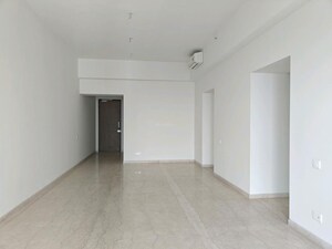 Room in 3 BHK Apartment at Piramal Aranya, Byculla – for Sale