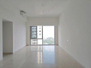 Room in 3 BHK Apartment at Piramal Aranya, Byculla – for Sale