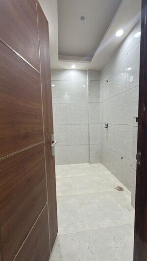 Bathroom in 2 BHK Builder Floor at RPS Palm Drive, Sector 88 – for Sale