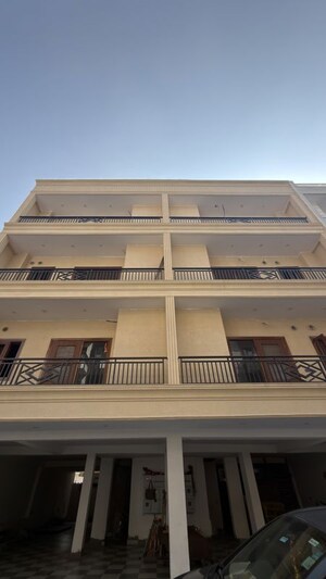 2 BHK Builder Floor For Sale in RPS Palm Drive, Sector 88