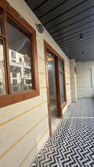 Building Lobby in 3 BHK Builder Floor at Fidato Honour Homes, Sector 89 – for Sale