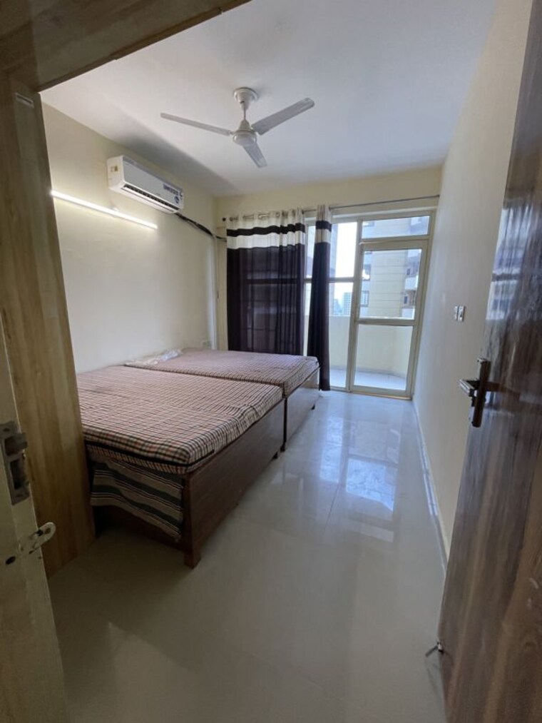 Room, pyramid-square-67a 2 Bedroom 710 Sq.Ft. Apartment In Sector 67 Gurgaon 10784957