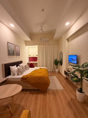 Studio Apartment For Rent in Gaur City Mall, Sector 4 Greater Noida