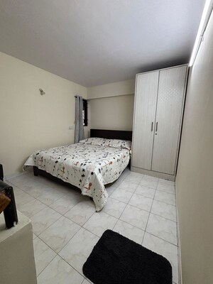 Bedroom in 1 BHK Builder Floor at 6th Block – for Rent
