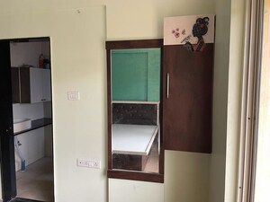 Furnished Amenities in 2.5 BHK Apartment at Lakshadeep Palace, Pimple Saudagar – for Rent