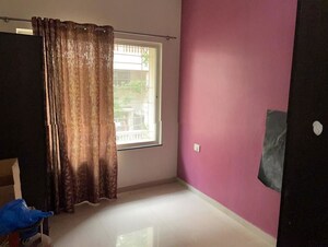 Room in 2.5 BHK Apartment at Lakshadeep Palace, Pimple Saudagar – for Rent