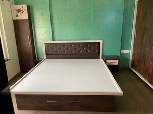 Bedroom in 2.5 BHK Apartment at Lakshadeep Palace, Pimple Saudagar – for Rent