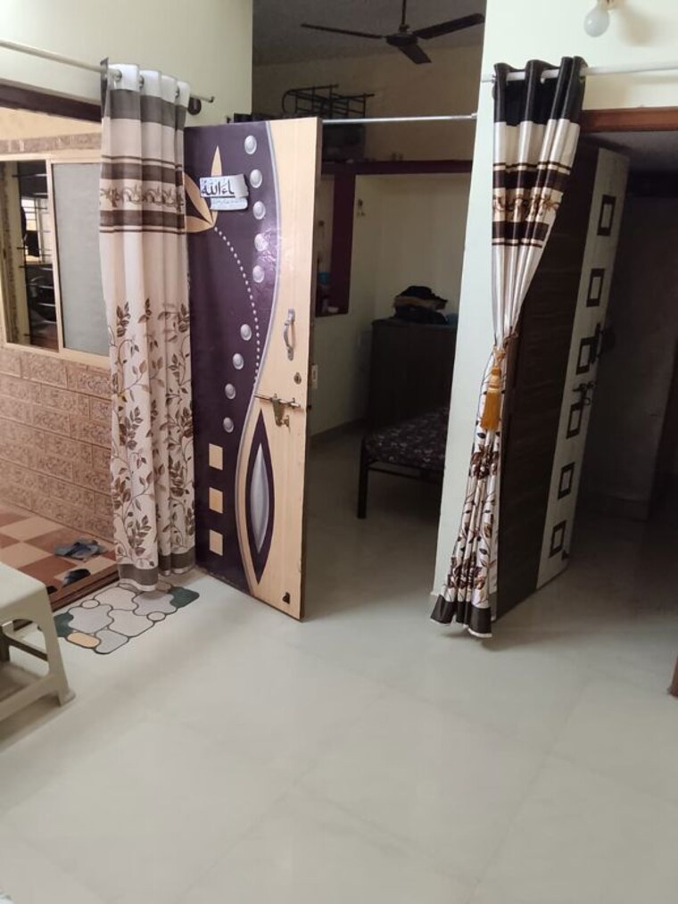  Parking, kanakapura 5 Bedroom 1200 Sq.Ft. Independent House In Kanakapura Bangalore 10784984