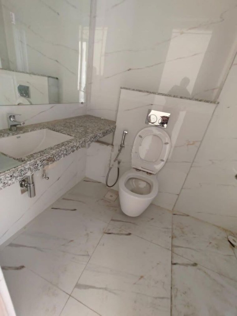 Bathroom, the-wadhwa-atmosphere 2 Bedroom 862 Sq.Ft. Apartment In Mulund West Mumbai 10785065