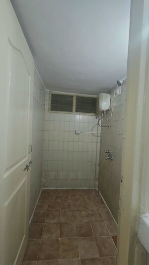 Bathroom in 1 BHK Apartment at Lok Puram, Vasant Vihar – for Rent