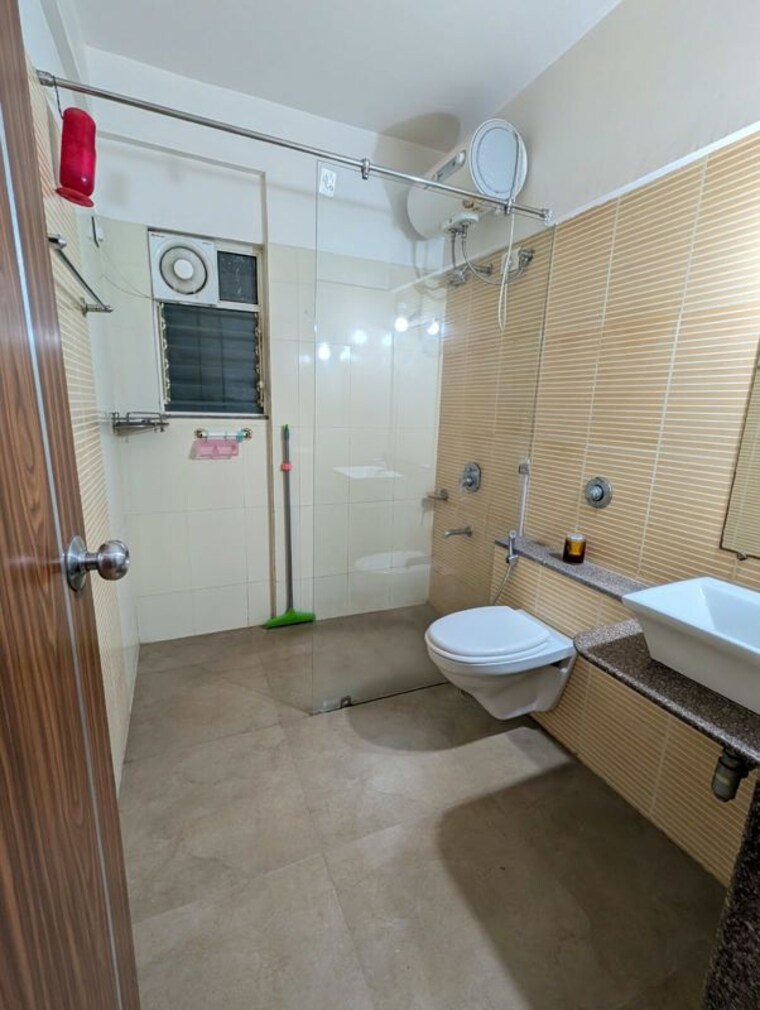 Bathroom, gera-trinity-towers 3 Bedroom 1979 Sq.Ft. Apartment In Kharadi Pune 10785093