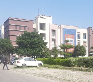  Shop – Exterior View View at Ansal API Shopping Square, Sushant Golf City - for Sale