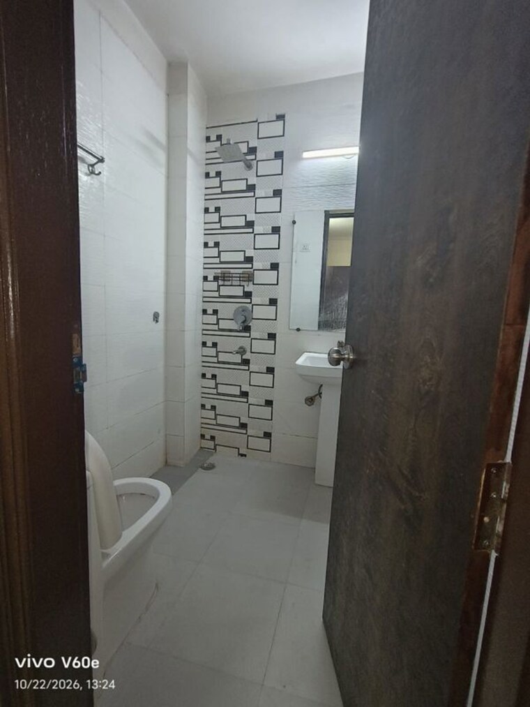 Bathroom, chattarpur 2 Bedroom 900 Sq.Ft. Builder Floor In Chattarpur Delhi 10785147
