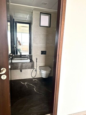 Bathroom in 3 BHK Apartment at Lokhandwala Minerva Mahalaxmi, Mahalaxmi – for Sale