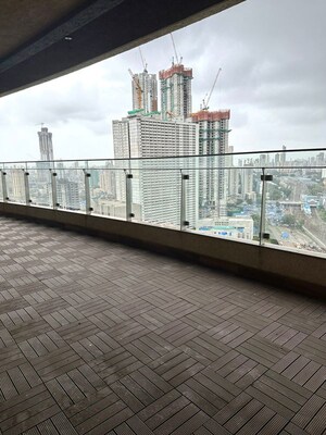 Balcony in 3 BHK Apartment at Lokhandwala Minerva Mahalaxmi, Mahalaxmi – for Sale