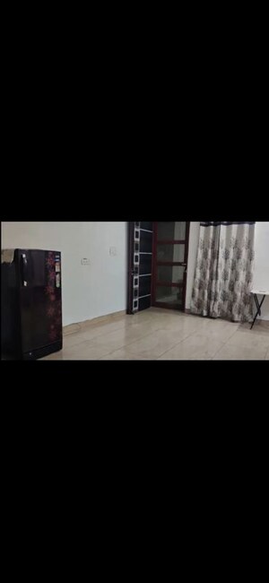 Room in 2 BHK Independent House at Sector 7 – for Rent