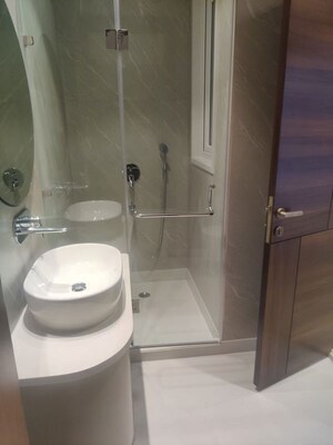 Bathroom in 3 BHK Builder Floor at Green Park – for Sale