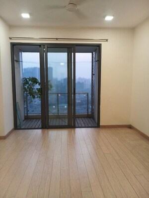 2 BHK Apartment For Rent in Lodha Enchante, Wadala
