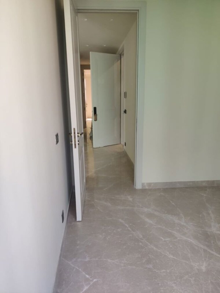 Room, safdarjung enclave 3 Bedroom 200 Sq.Yd. Builder Floor In Safdarjung Enclave Delhi 10785216