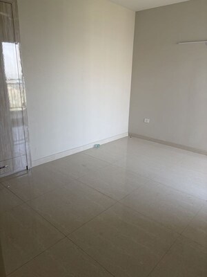 3 BHK Apartment For Rent in Eldeco Live By The Greens, Sector 150