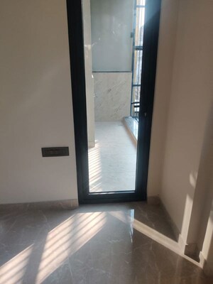 Bathroom in 3 BHK Builder Floor at Safdarjung Enclave – for Sale