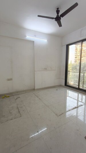 Room in 3 BHK Apartment at Ishwar Om Siddhivinayak Apartment, Kharghar Sector 21 – for Rent