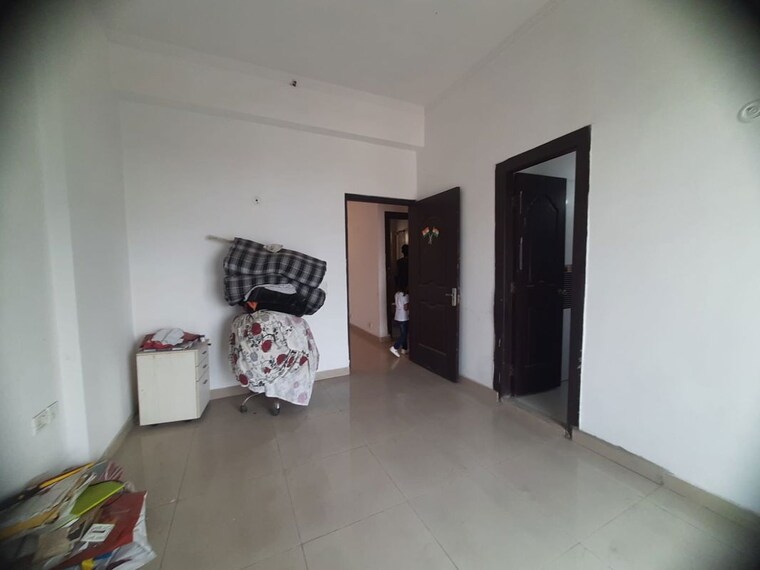 Room, amrapali-platinum 4 Bedroom 2475 Sq.Ft. Apartment In Sector 119 Noida 10785232
