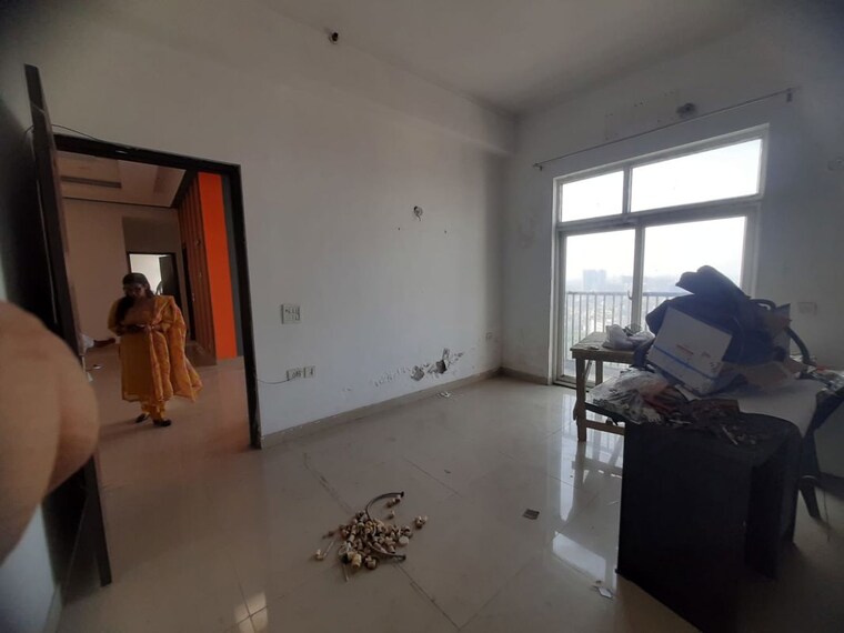 Living Room, amrapali-platinum 4 Bedroom 2475 Sq.Ft. Apartment In Sector 119 Noida 10785232