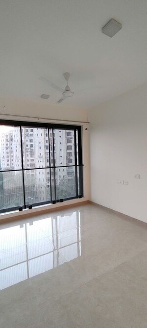 Room in 2 BHK Apartment at Dosti Eastern Bay, Wadala – for Rent