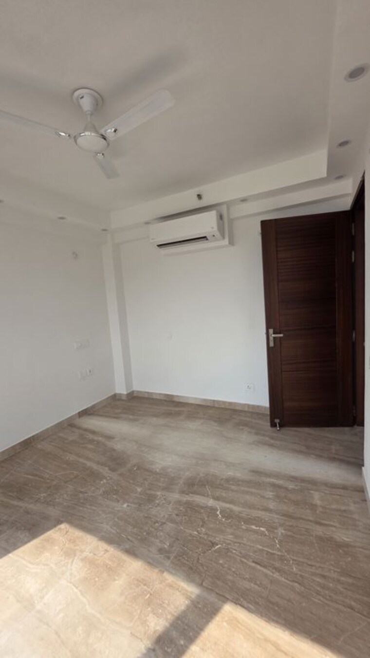 Room, kashish-manor-one 2.5 Bedroom 1715 Sq.Ft. Apartment In Sector 111 Gurgaon 10785251