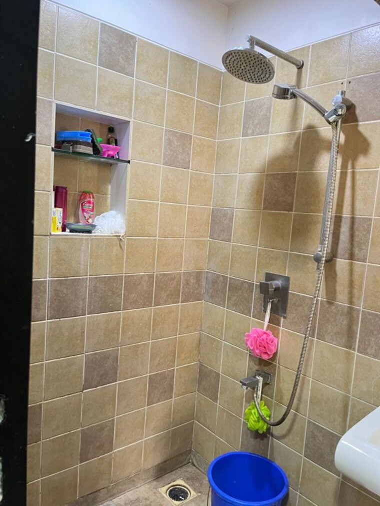 Bathroom, andheri west 2 Bedroom 795 Sq.Ft. Apartment In Andheri West Mumbai 10785278