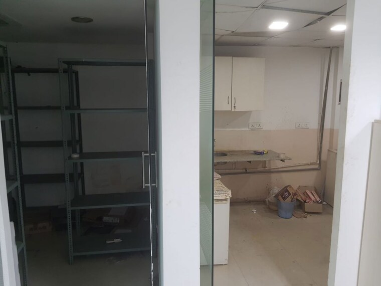 Bathroom, trehan-iris-techpark Commercial Office Space in IT/SEZ 2580 Sq.Ft. In Sector 48 Gurgaon 10785280