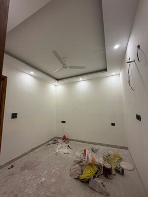 Room in 2 BHK Builder Floor at Chattarpur – for Rent
